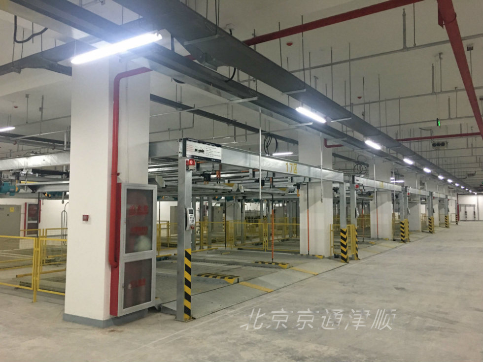 2層地下升降橫移車庫 2層地下升降橫移車庫